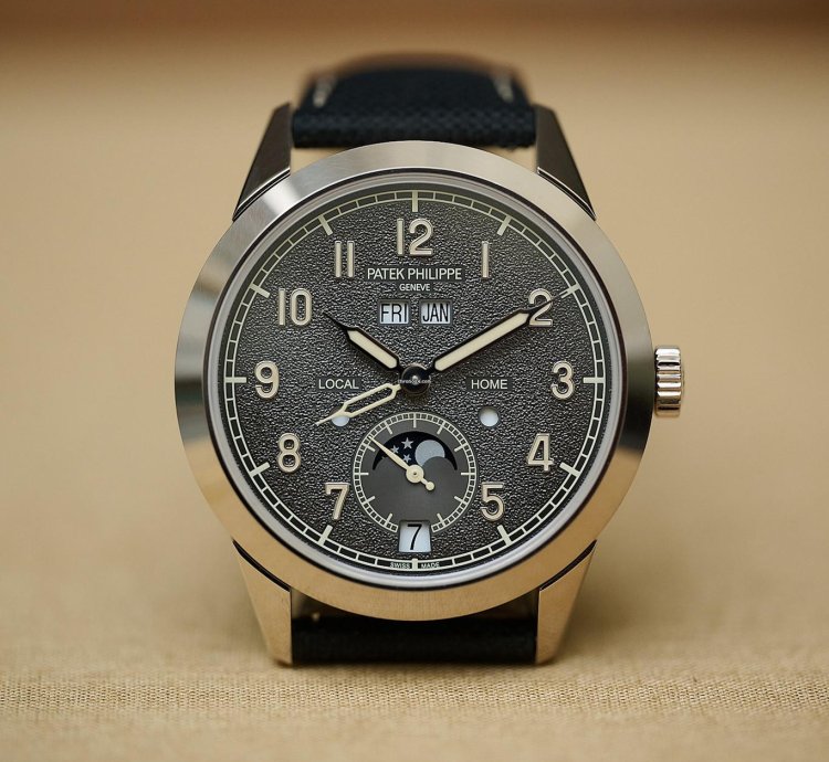Patek Philippe Annual Calendar Travel Time 5326g-001 Complications