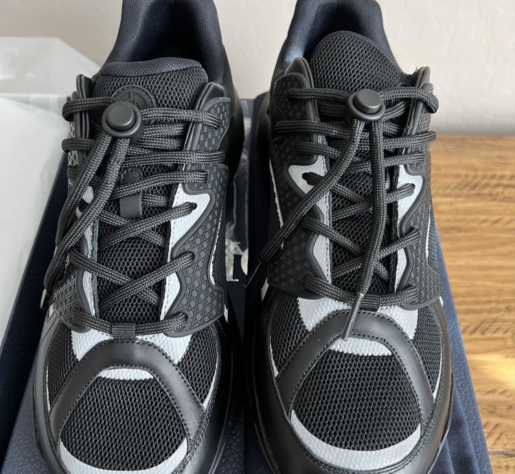 Dior B24 Black Reflective