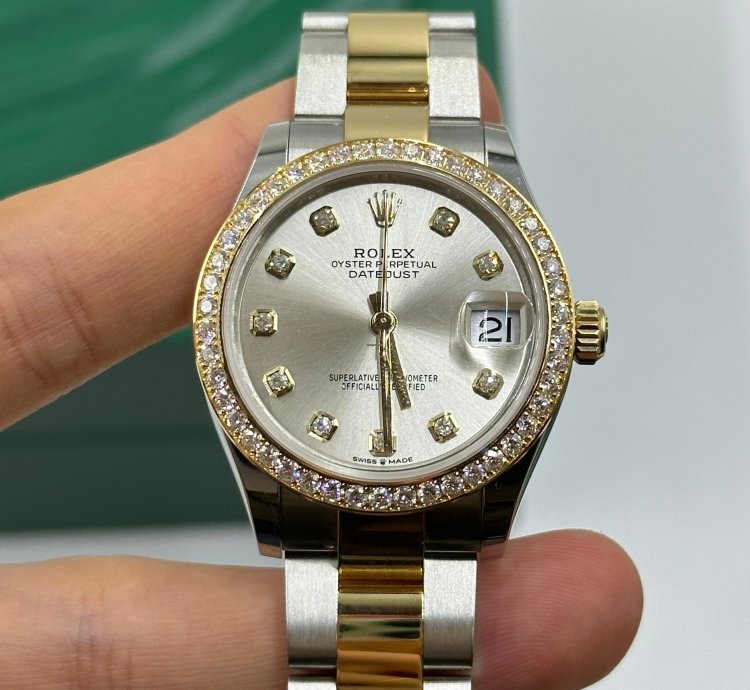 Rolex Datejust 31 Silver Oys