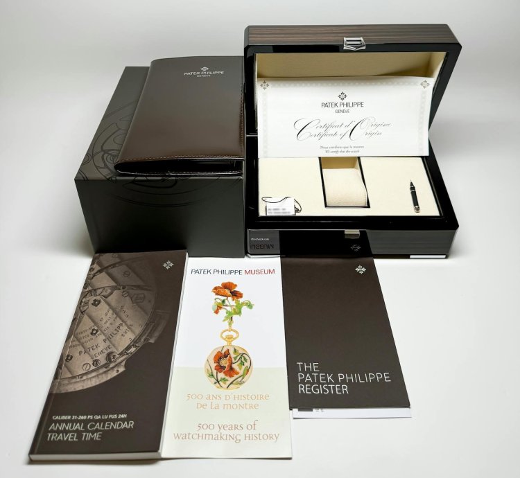 Patek Philippe Annual Calendar Travel Time Complications Annual Calendar Travel Time 5326g-001