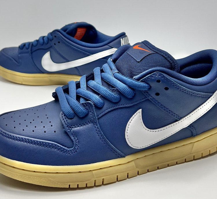 Nike Sb Dunk Low Navy Gum