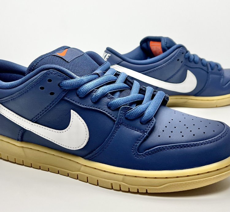Nike Sb Dunk Low Navy Gum