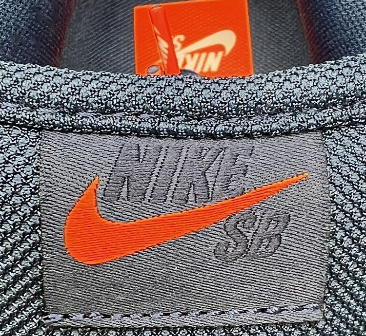 Nike Sb Dunk Low Navy Gum