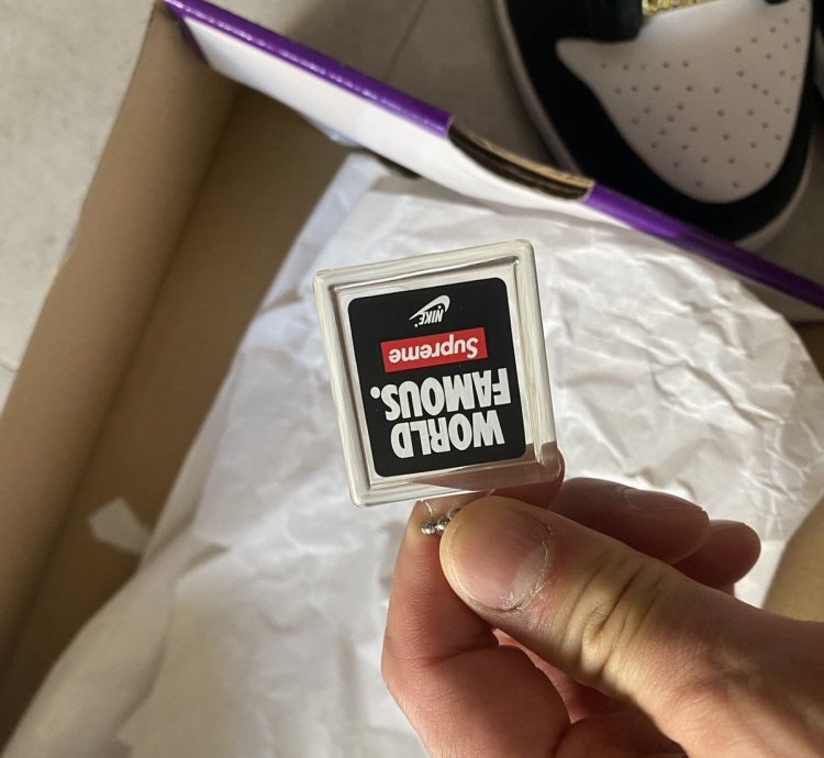 Nike Sb Dunk Low Og Qs Supreme