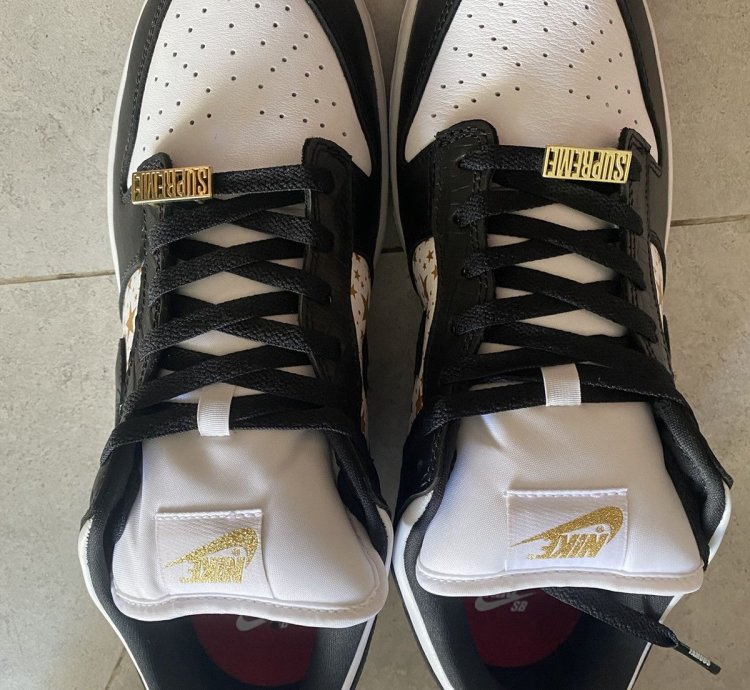 Nike Sb Dunk Low Og Qs Supreme