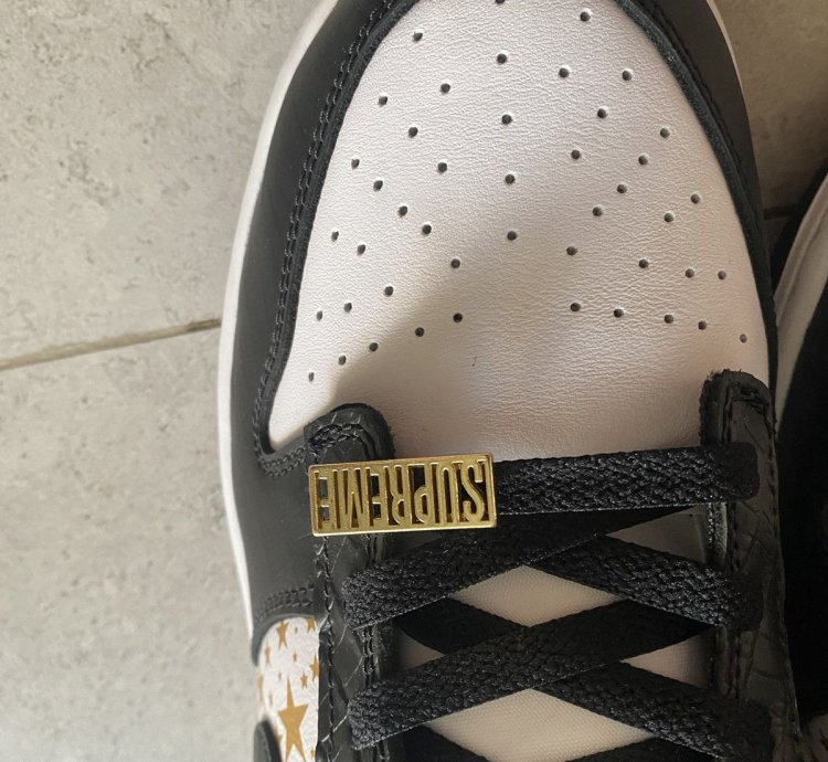 Nike Sb Dunk Low Og Qs Supreme