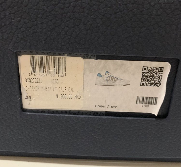 Dior B27 Low Top Sneakers In White And Light Blue Sz 42