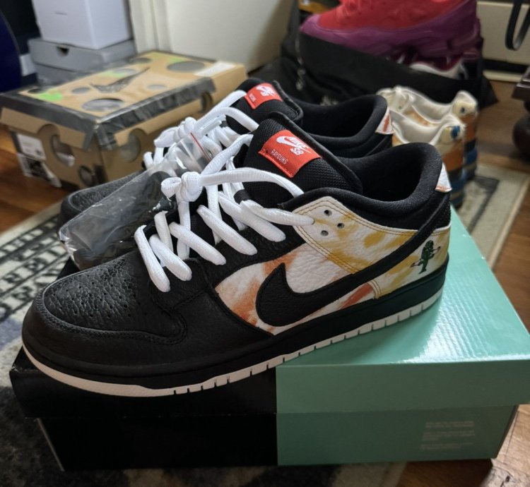 Nike Sb Dunk Low Raygun
