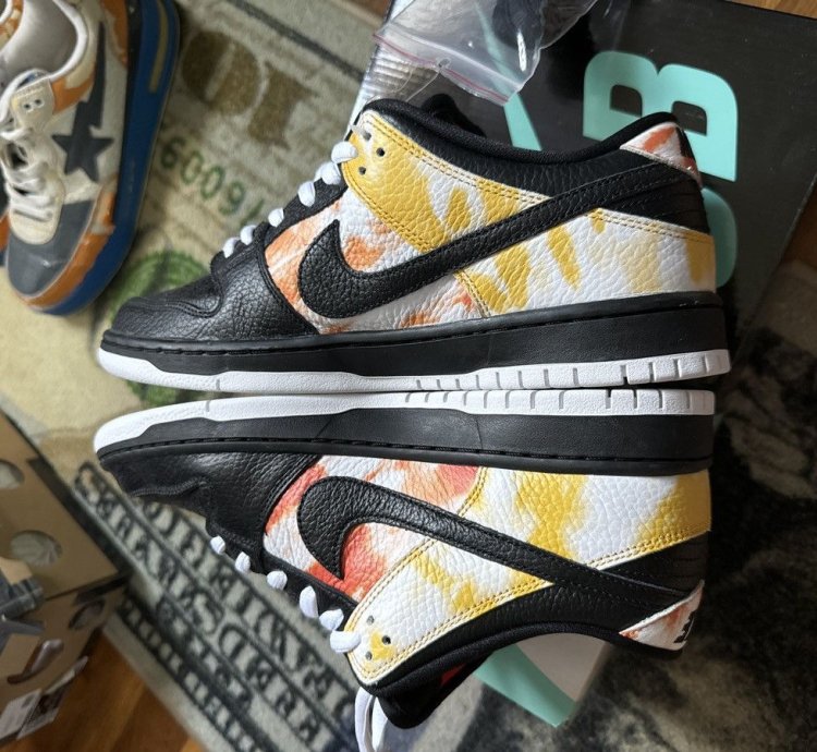 Nike Sb Dunk Low Raygun