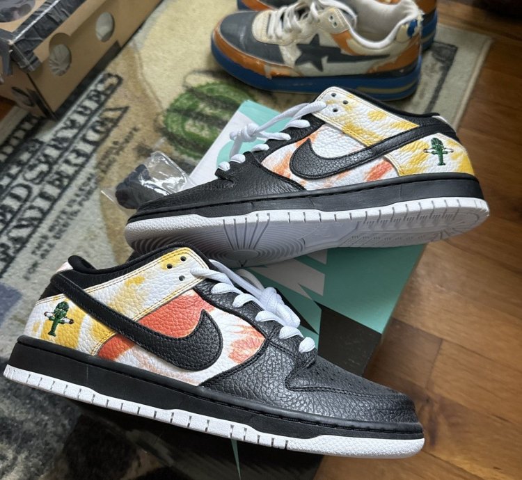 Nike Sb Dunk Low Raygun
