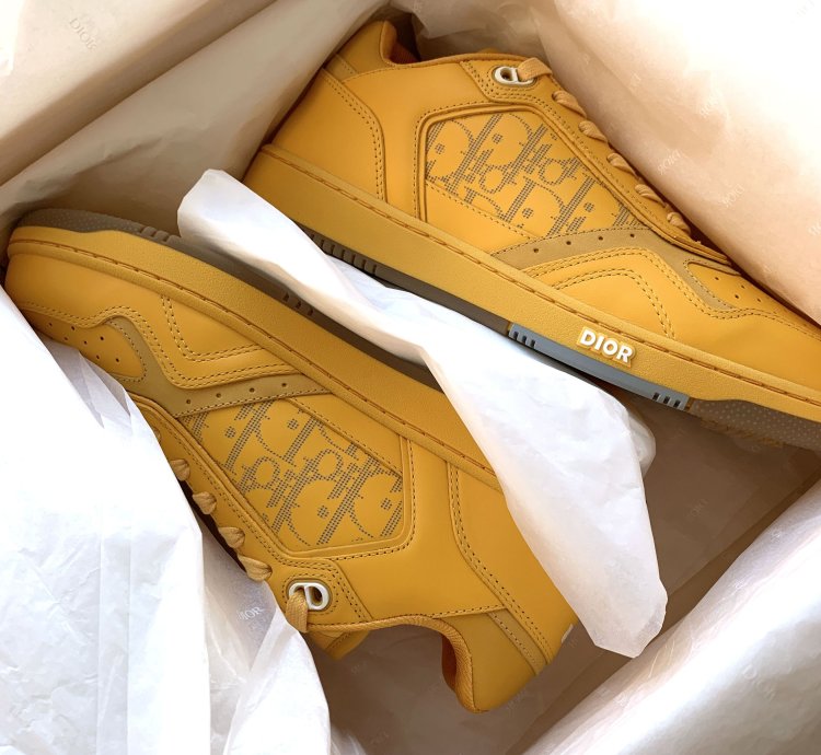 Dior B27 Low World Tour Yellow