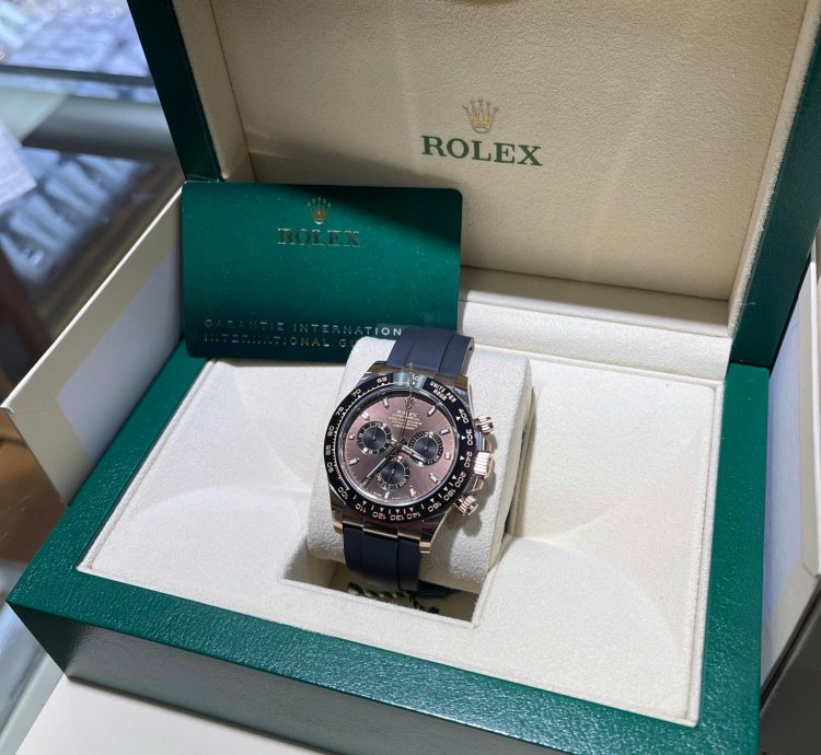 Rolex Daytona 116515 18k Rose Gold Chocolate Oysterflex Box Papers New