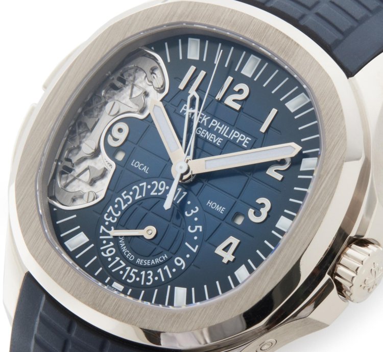 Patek Philippe Aquanaut 18k White Gold 5650g-001 - Com003537