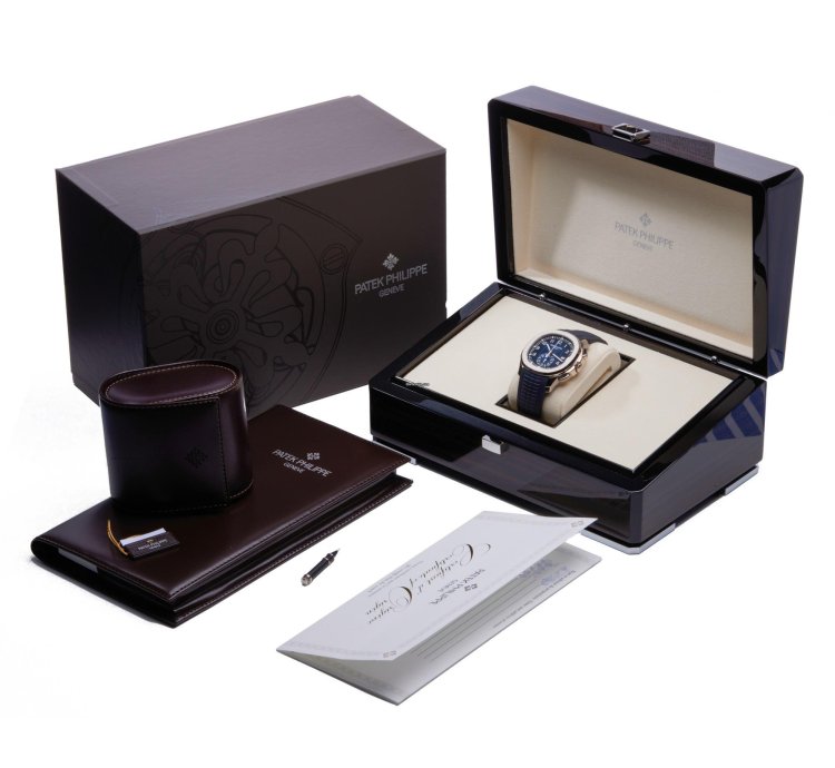 Patek Philippe Aquanaut 18k White Gold 5968g-001 - Ats-w007851
