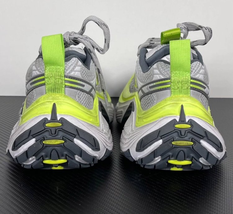 Balenciaga 10xl Low-top Sneakers whitegreyyellow