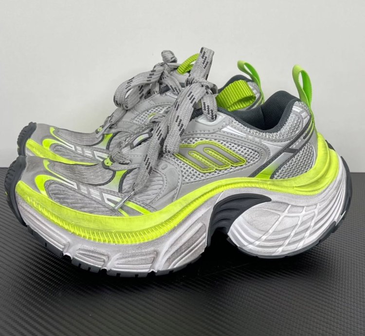 Balenciaga 10xl Low-top Sneakers whitegreyyellow