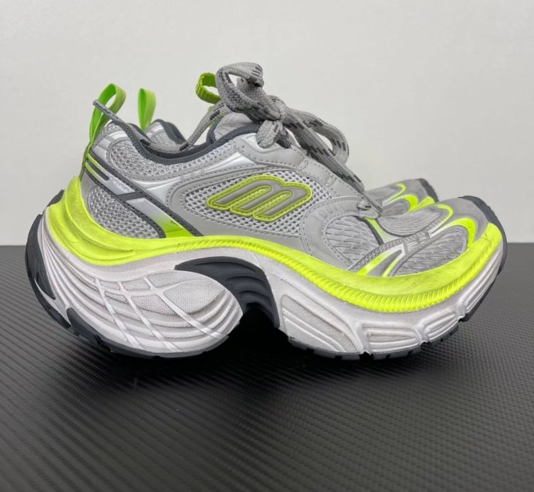 Balenciaga 10xl Low-top Sneakers whitegreyyellow