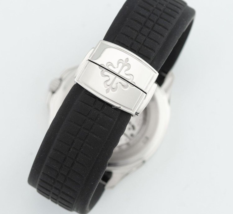 Patek Philippe Aquanaut 2009 - 5167a-001