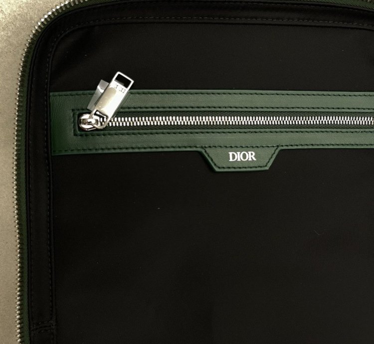 Dior B27 World Tour Sneaker And Sling Bag