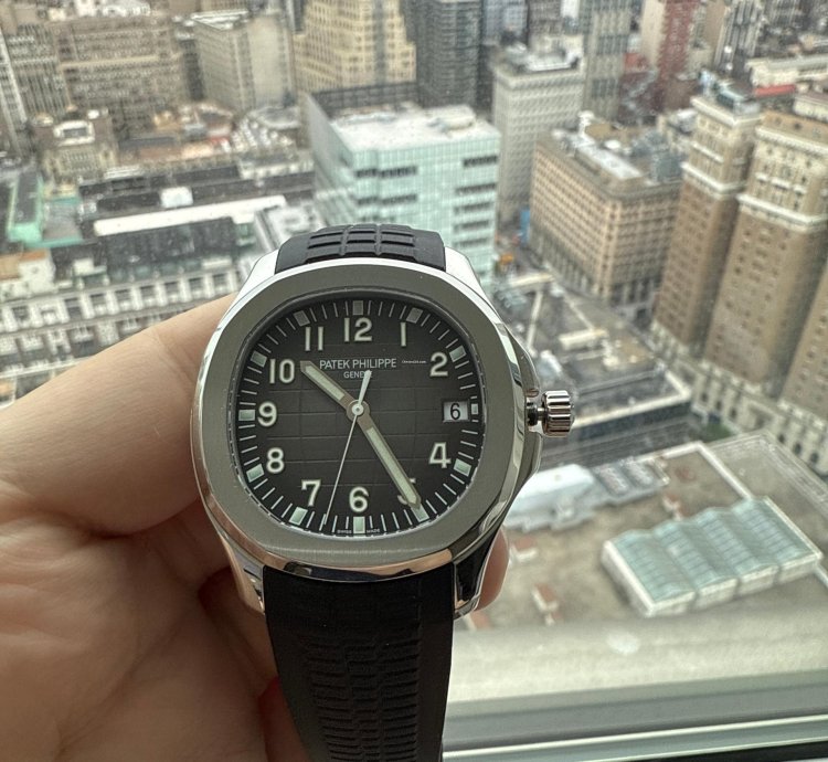 Patek Philippe Aquanaut 2019 Like-new Full Set With Bracelet
