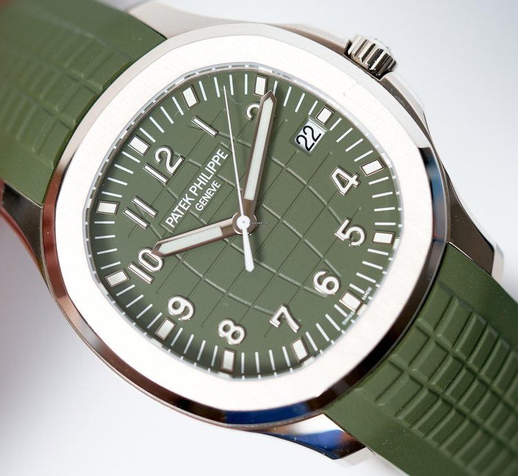 Patek Philippe Aquanaut 2020 Aquanaut Green 5168g White Gold