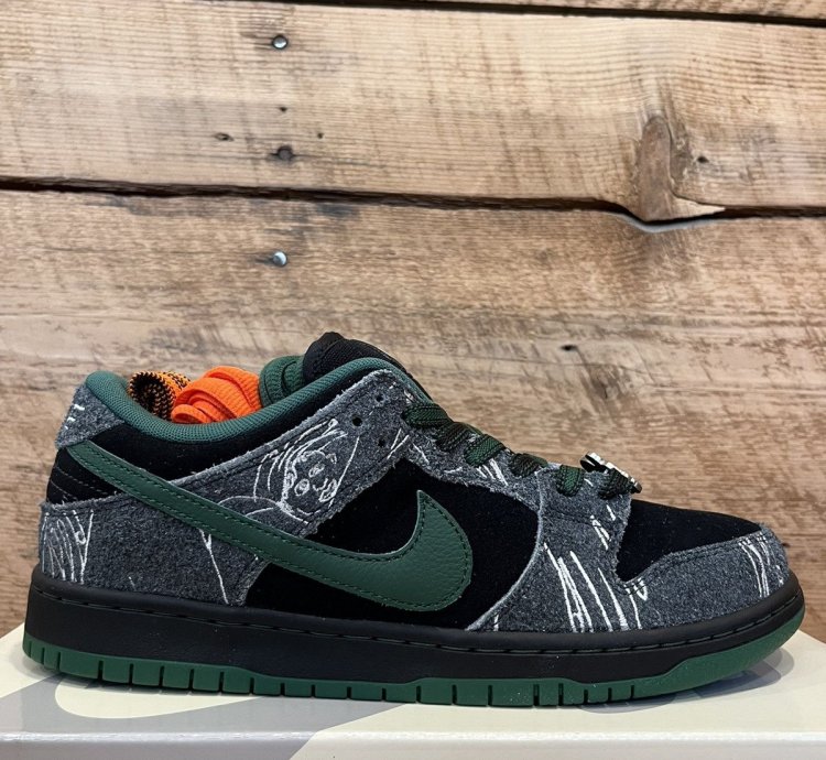 Nike Sb There Skateboards Dunk Low Ultra Humanized