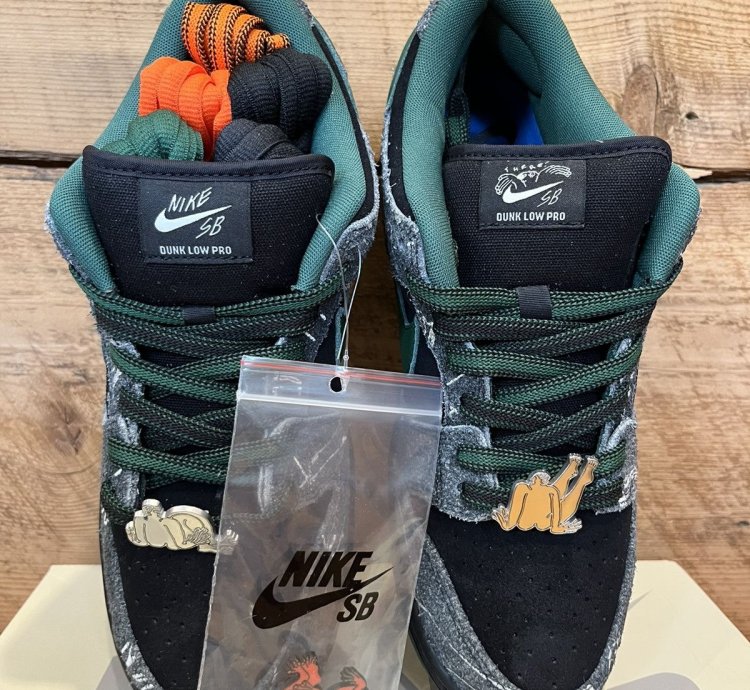 Nike Sb There Skateboards Dunk Low Ultra Humanized