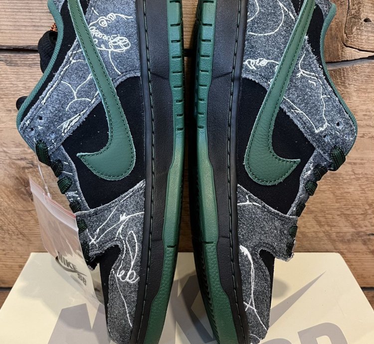 Nike Sb There Skateboards Dunk Low Ultra Humanized
