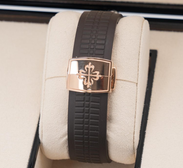 Patek Philippe Aquanaut 40mm 5167r Aquanaut Rose Gold 2019