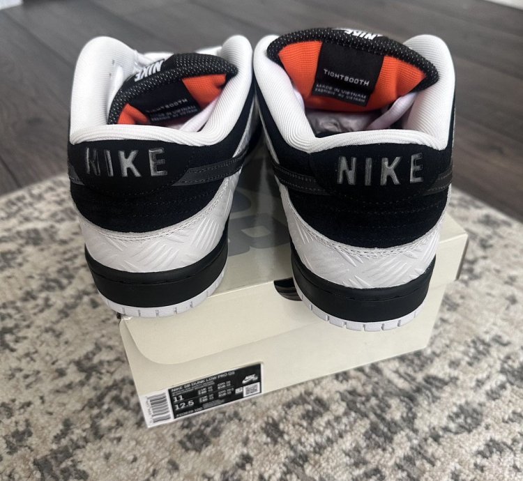 Nike Sb Tightbooth Dunk Low Sz 11 Brand New