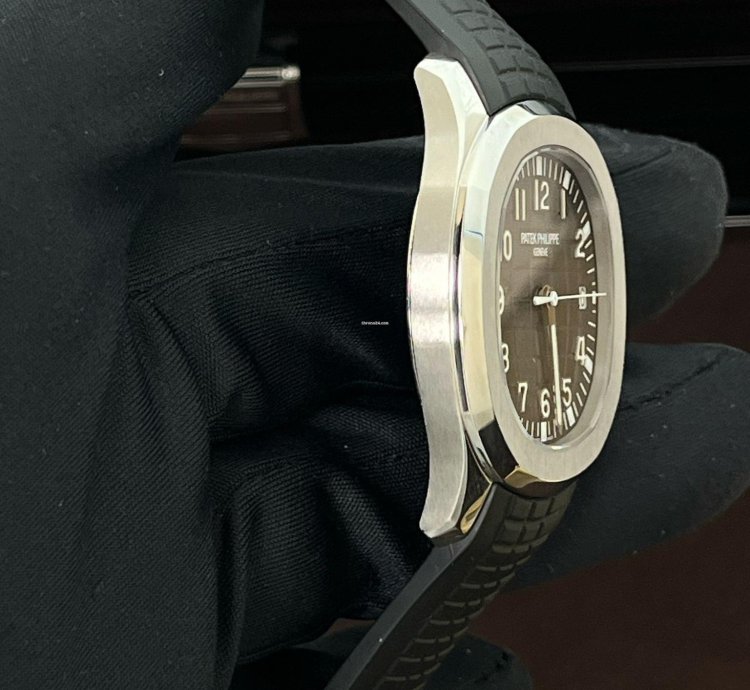 Patek Philippe Aquanaut 40mm Black Dial Rubber Steel Strap Watch 5167 1a-001