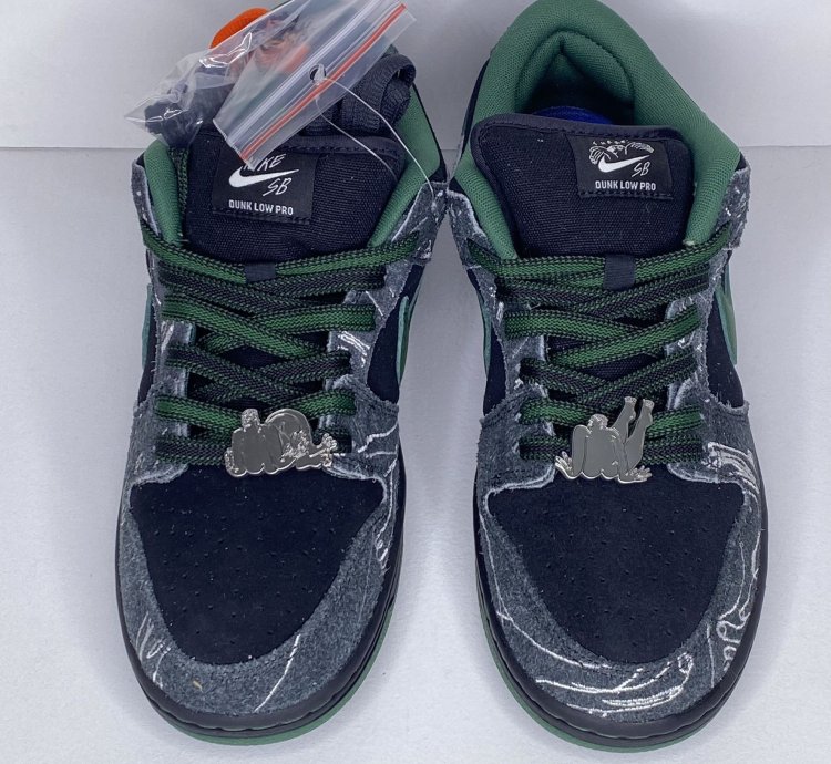 Nike There Skateboards Dunk Sb Low