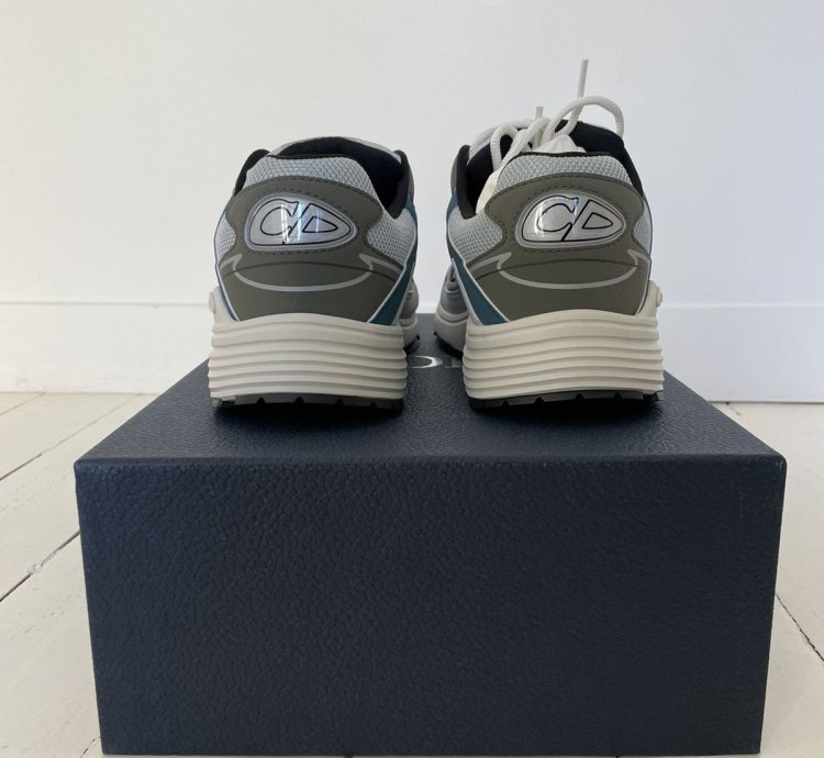 Dior B30 Olive