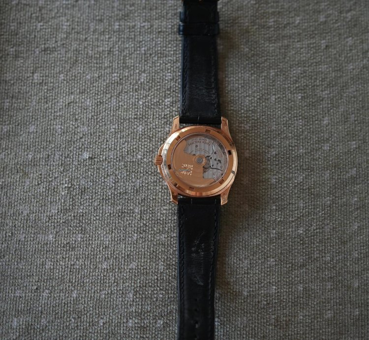 Patek Philippe Aquanaut 5060sr-010 Good