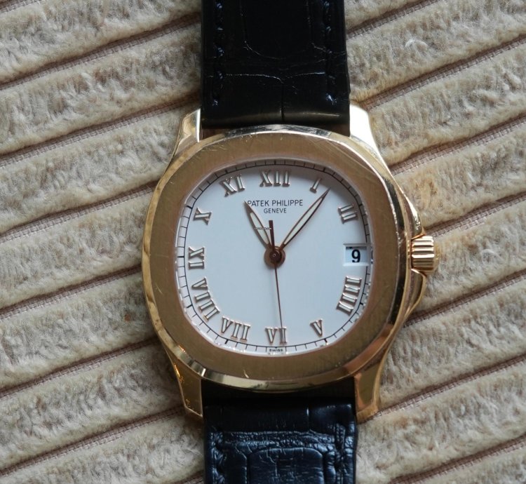 Patek Philippe Aquanaut 5060sr-010 Good