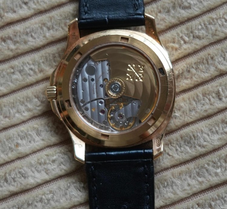 Patek Philippe Aquanaut 5060sr-010 Good