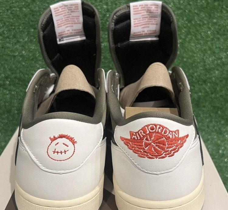 Nike Travis Scott Jordan 1 Low Medium Olive