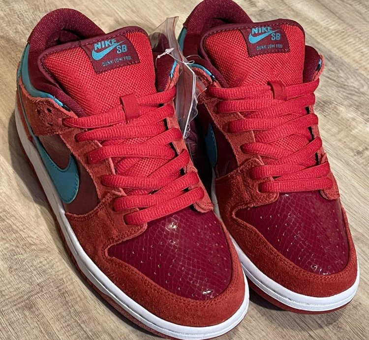 Nike Dunk Low Premium Sb Brickhouse Turbo Green