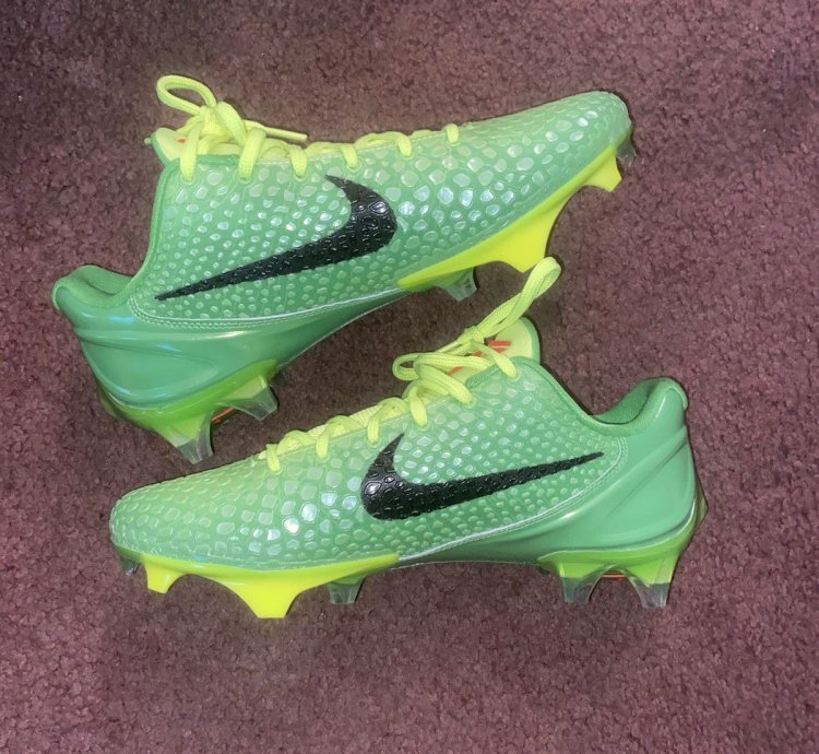 Nike Vapor Edge Kobe 6 Grinch Cleats