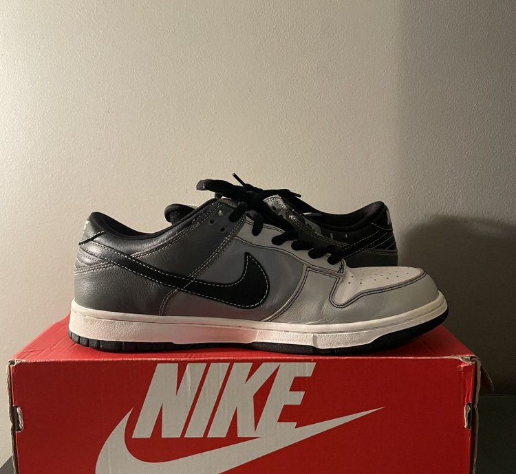 Nike Dunk Low Premium Sb Lunar Eclipse West