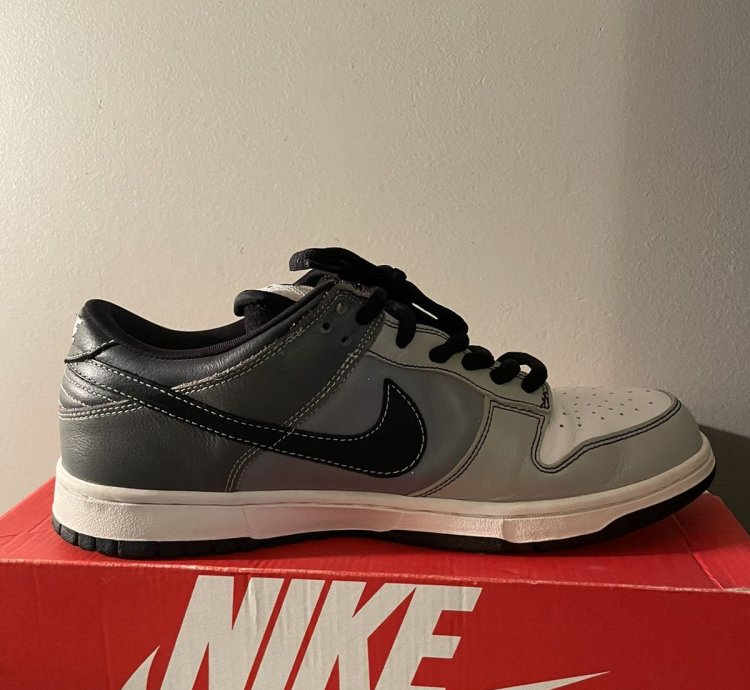 Nike Dunk Low Premium Sb Lunar Eclipse West