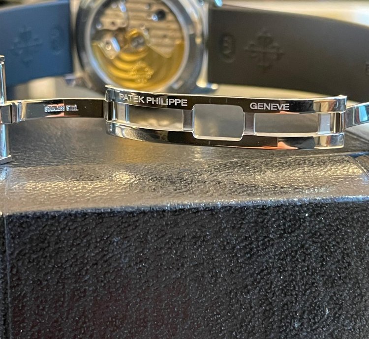 Patek Philippe Aquanaut 5065a-001
