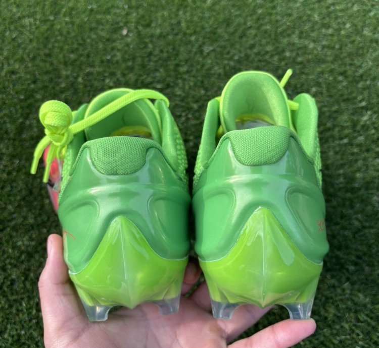 Nike Vapor Edge Kobe Grinch
