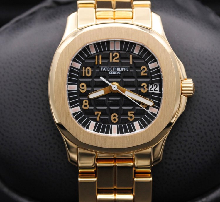 Patek Philippe Aquanaut 5066 1j