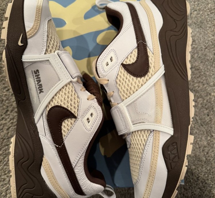 Nike Zoom Field Jaxx Travis Scott