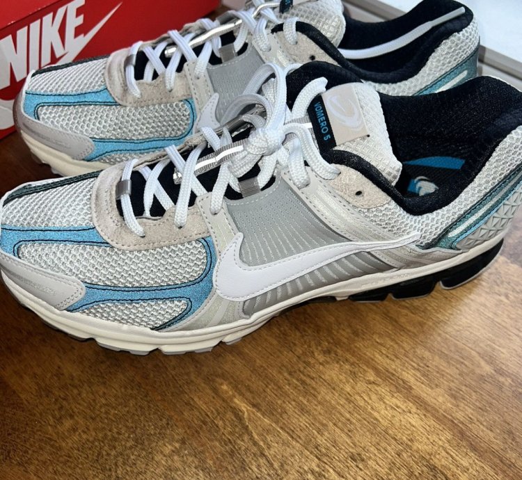 Nike Zoom Vomero 5 Prm Supersonic Light Bone