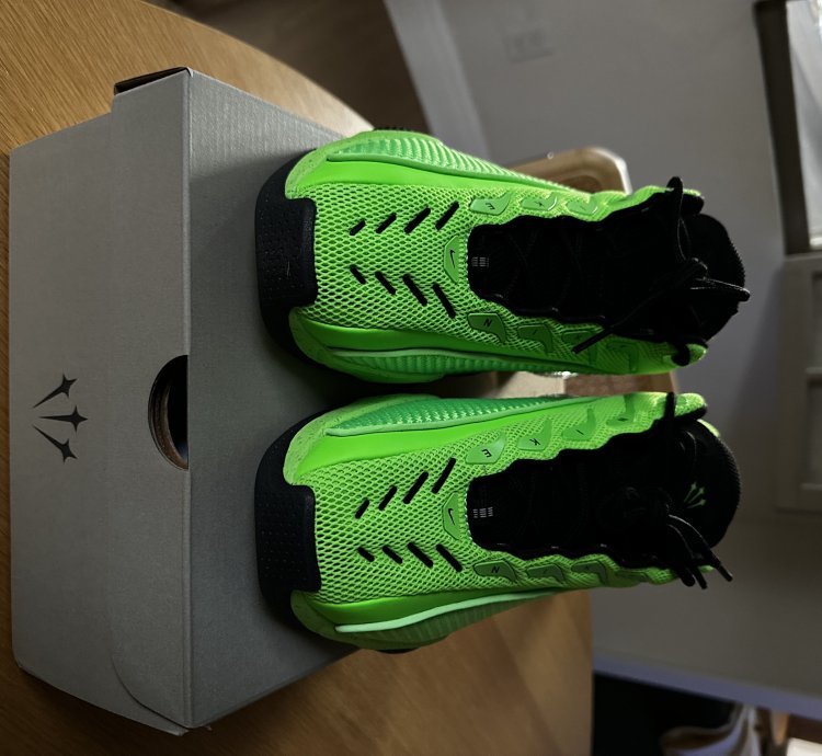 Nocta Eybl Green Glide - Slime Green