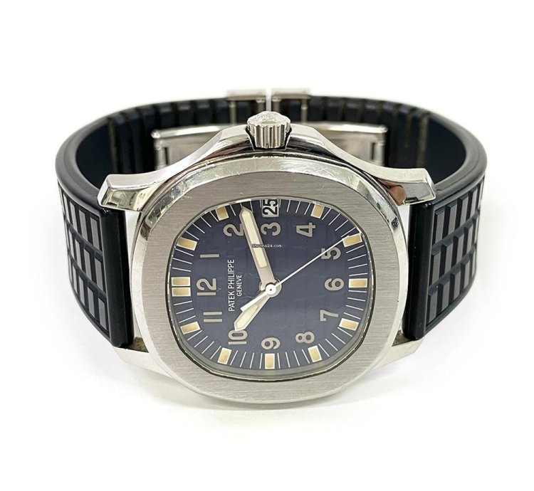 Patek Philippe Aquanaut 5066a-001 Stainless Steel Black Dial Black Rubber Strap