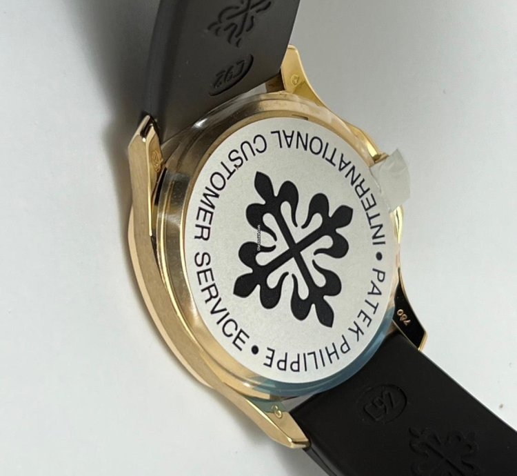 Patek Philippe Aquanaut 5068r Rose Gold Original Factory Diamond Set