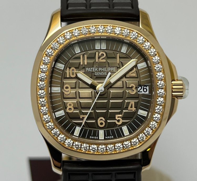 Patek Philippe Aquanaut 5068r Rose Gold Original Factory Diamond Set
